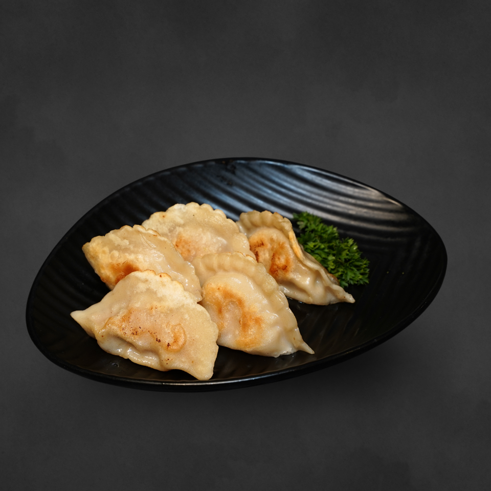 Pork & Veggie Pot Sticker / 菜豬肉鍋貼
